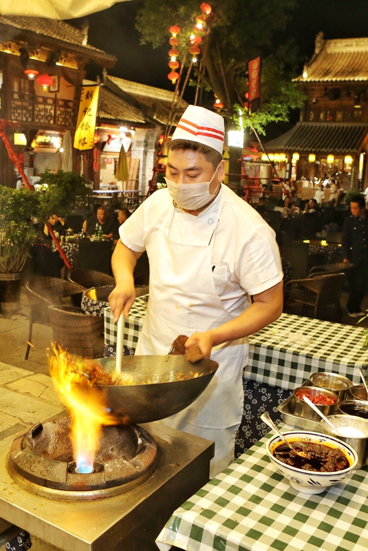 夜游西府老街宝鸡最有烟火气的地方