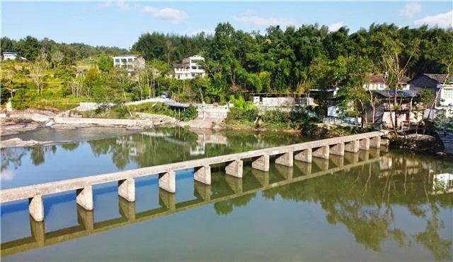 梁平大竹推进铜钵河流域联防共治携手共绘生态画卷