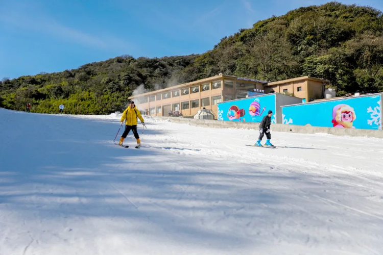 金佛山滑雪场图片