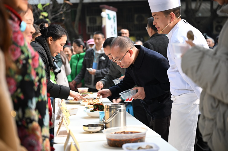 以食为媒,裕农朋友圈厨艺三十六计邻里厨艺大赛汇聚邻里情 