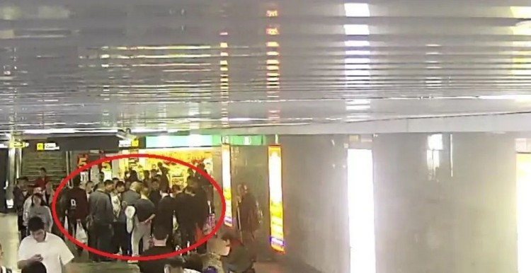 民警通过视频追踪,实地走访很快锁定一个在渝中街头多次实施街面残棋