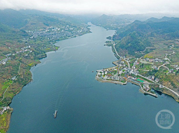 乌江画廊春意浓