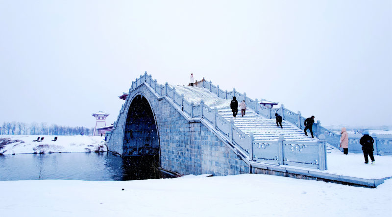 河南淮滨皑皑白雪映春色银装素裹靓滨城