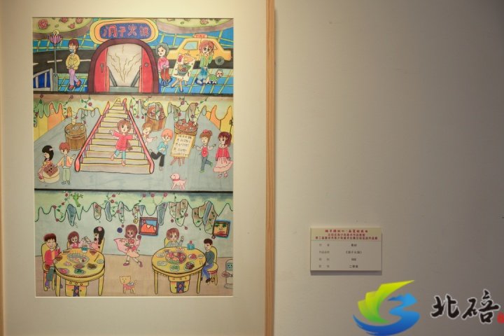 原标题:我区青少年美术作品展开展