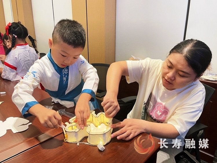 手工灯笼点亮中秋佳节1