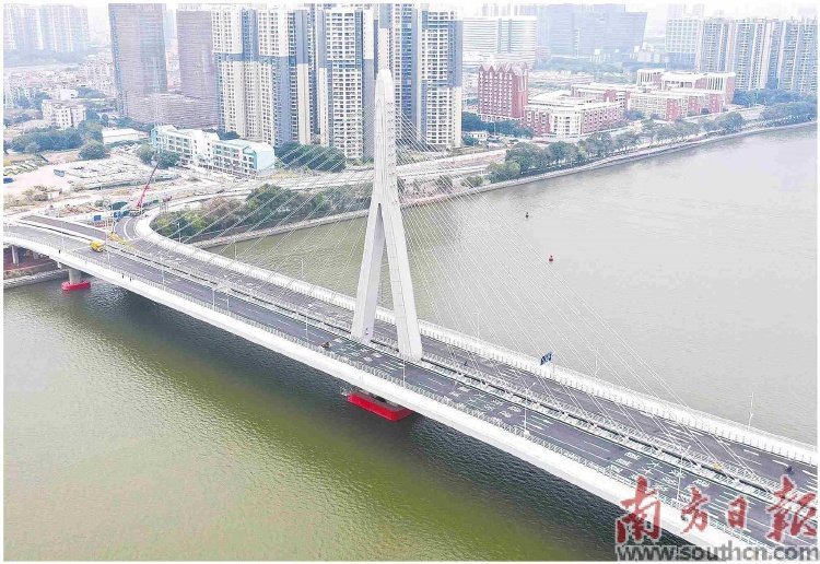 广佛大桥系统工程（一期）主线将于1月25日10时起通车试运行。 南方日报记者 苏韵桦 通讯员 穗交通宣 摄