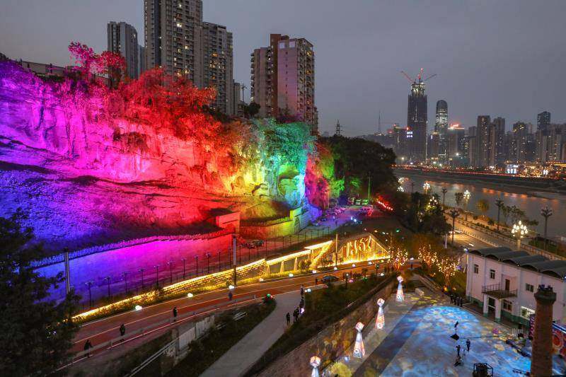 点亮嘉陵江畔!洋炮局1862文创园灯光秀很炫