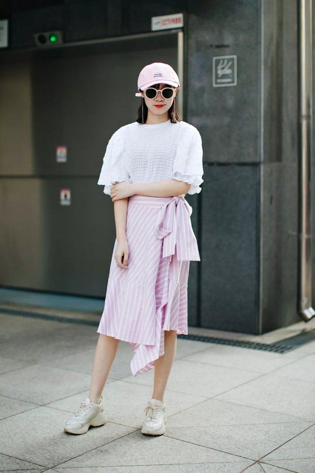 会摆pose 还不够!这几条连衣裙拍照也太好看了