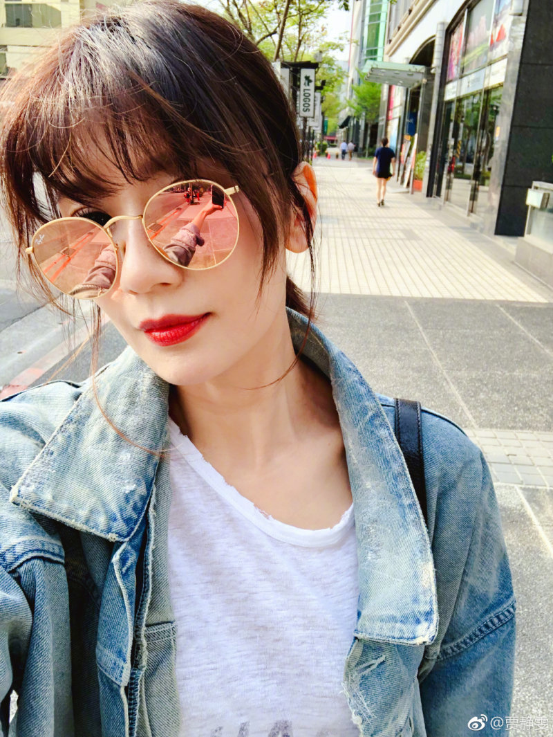 贾静雯冻龄登每日邮报女神的保养可不是随随便便做到的