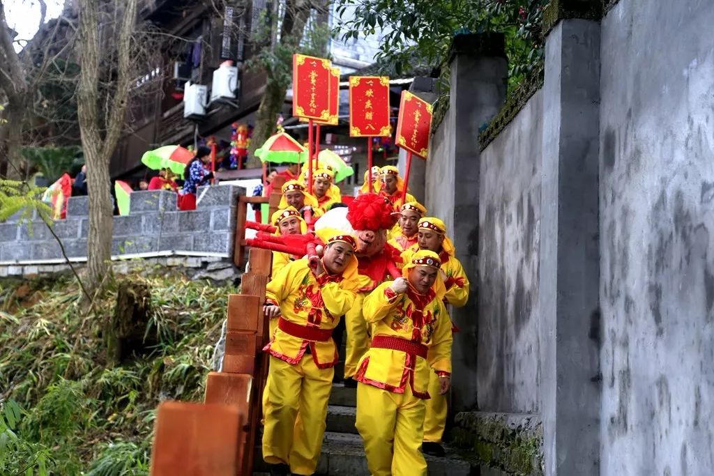 秀山西街民俗文化景区这场庆腊八活动!