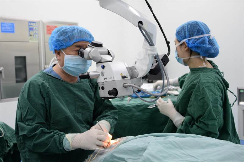 高标准打造一流眼科为眼疾患者提供优质服务