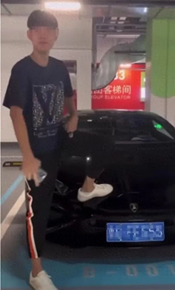 15歲少年踩豪車事后發言挑釁？車主：維修費近18萬，絕不和解