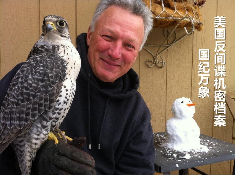 chris-with-snowman-falconjpg-fcf9f4dcae8e44ec_副本.jpg