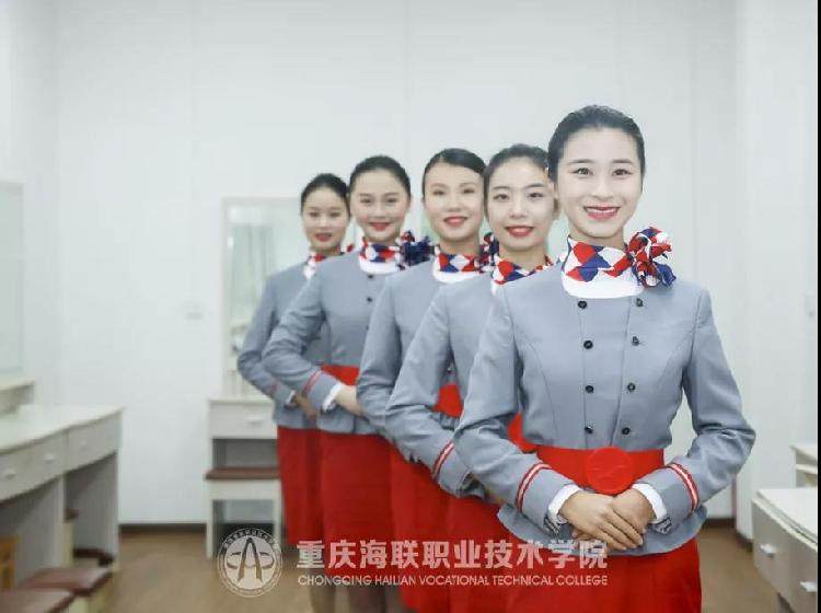 十月重庆一秒转凉，海联校园招聘现场为何如此火热？