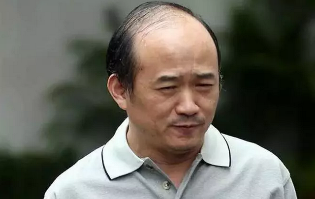 湖北前首富兰世立在遭受监视居住之后潜逃出国