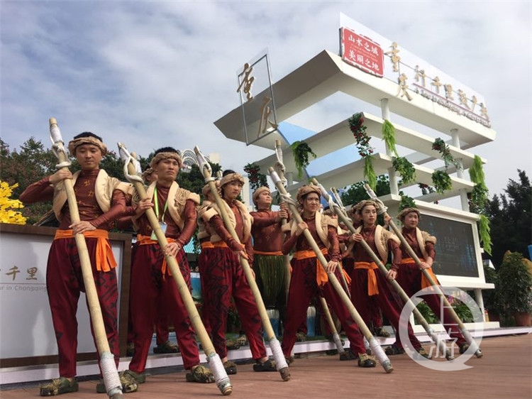 川江号子惊艳亮相2018中国森林旅游节