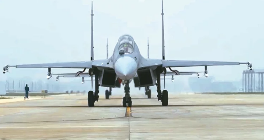 臺媒：解放軍一架大型無人機飛至臺灣島東北外海探查“防空導彈部署”