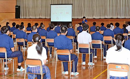 日本中小学复课后1166名学生确诊近半数为家庭内感染 上游新闻 汇聚向上的力量