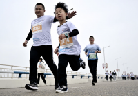 4000名跑友齐聚 2023重庆合川钓鱼城半程马拉松激情开跑