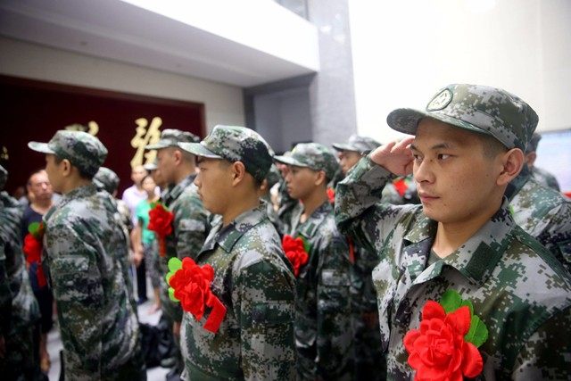 云阳320名新兵踏上新征程,奔赴四方!