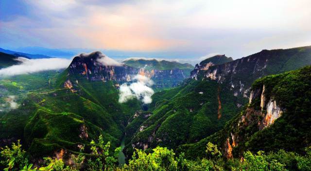 4 重慶酉陽桃花源景區 5 重慶萬盛黑山谷景區 6 重慶南川金佛山景區 7