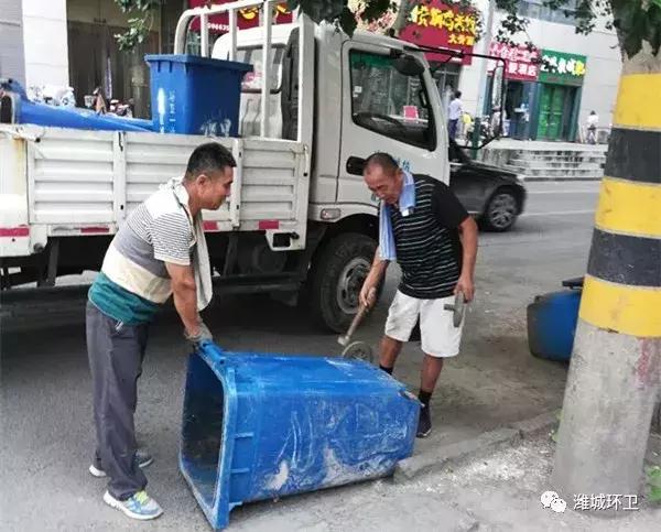 品质潍坊—“烟头不落地，潍城更美丽”道路保洁精细化追求完美！