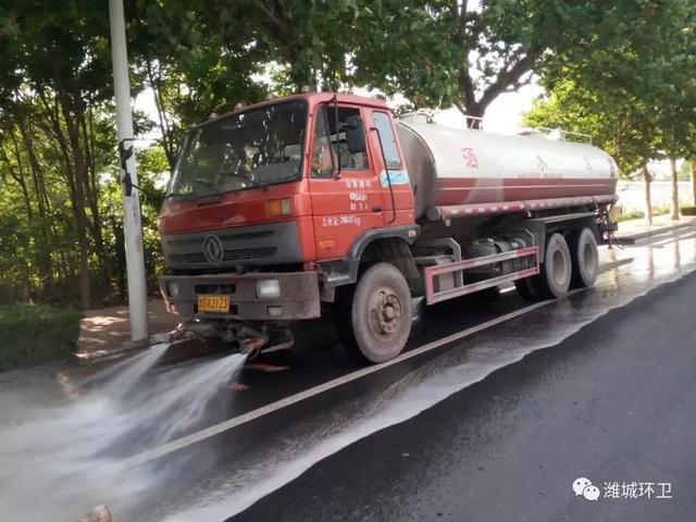 品质潍坊—“烟头不落地，潍城更美丽”道路保洁精细化追求完美！