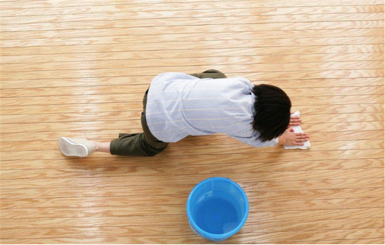 电动拖把好用吗?终结你的拖延症