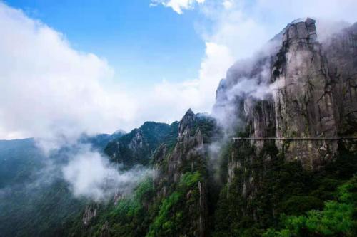 中国福山羊狮慕风景如画，在摄影师的镜头下彷如人间仙境