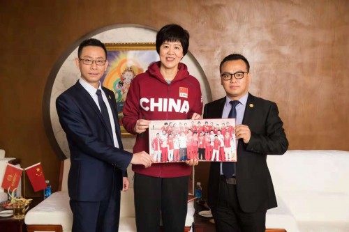 çƒ­çƒˆæ¬¢è¿Žä¸­å›½å¥³æŽ'æ€»æ•™ç»ƒéƒŽå¹³å‚è®¿äººæ°'å›½è‚½é›†å›¢ ä¸Šæ¸¸æ–°é—» æ±‡èšå'ä¸Šçš„åŠ›é‡