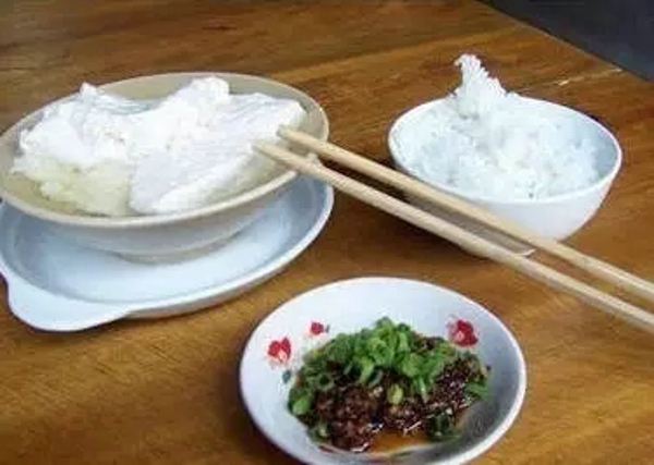 豆花饭.webp.jpg