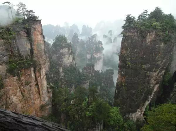 在张家界旅游下雨了怎么办，看得到风景吗