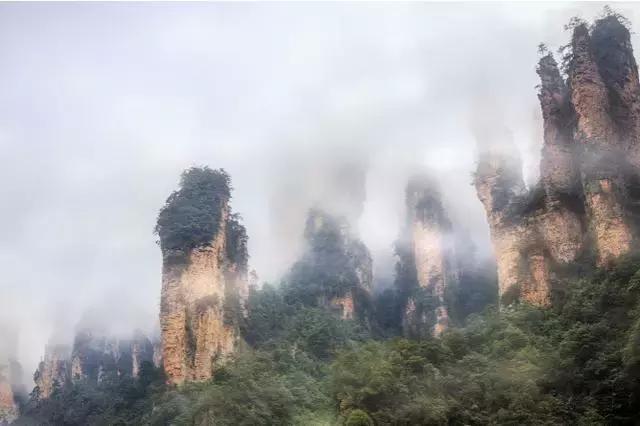 在张家界旅游下雨了怎么办，看得到风景吗