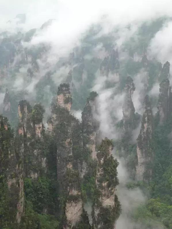 在张家界旅游下雨了怎么办，看得到风景吗