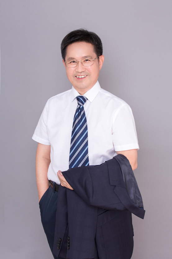 重庆市杰出英才风采丨蒋仁生从一线防疫人到企业家43年编写奋斗史