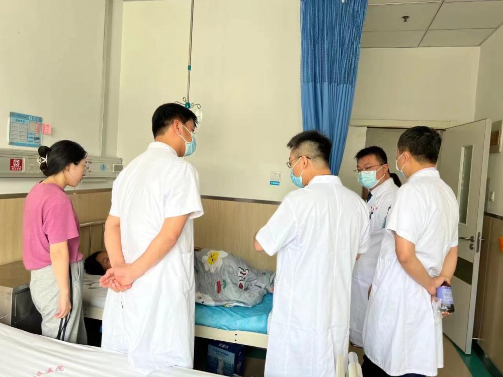 健康中国看山西：火箭军特色诊疗中心专家团队首次在太原市第二人民医院出诊