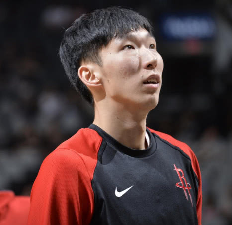 杨毅：不是只有打NBA才算证明自己 周琦回国也挺好