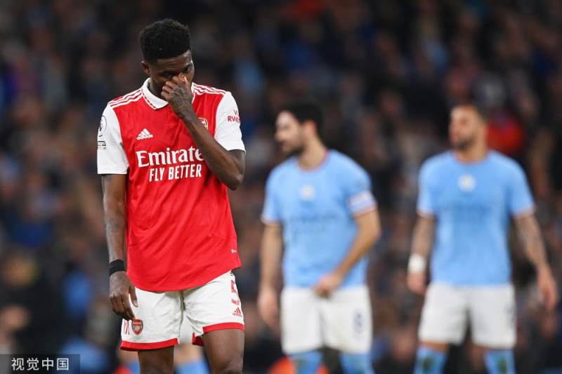 双料旧将：曼城憋着劲想夺冠，明年如果还能咬住阿森纳就有机会_阿森纳错失争冠窗口_曼城痛击阿森纳