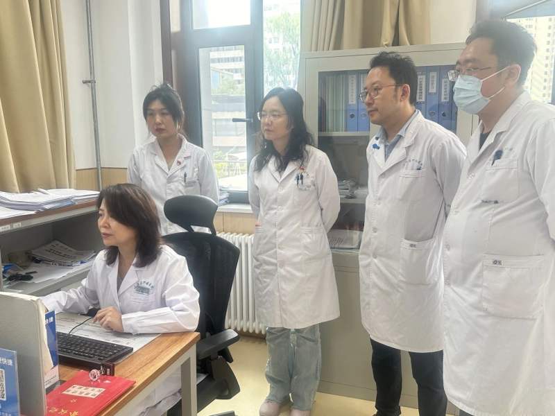 包含山西省第三人民醫院山西省腫瘤醫院山西省腫瘤研究所黃牛跑腿號販子掛號的詞條