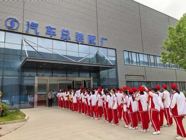 渭南高级中学研学之旅_渭南高级中学首页_秦汉文明沉浸式探索