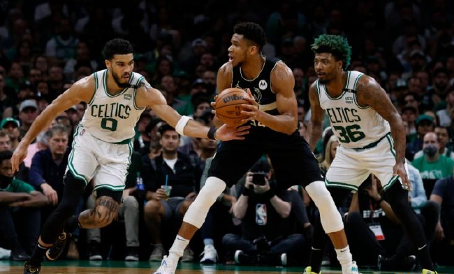 NBA凯尔特人雄鹿夺冠赔率_nba夺冠赔率:凯尔特人领跑 湖人跌出第一梯队_NBA新赛季东部西部排名