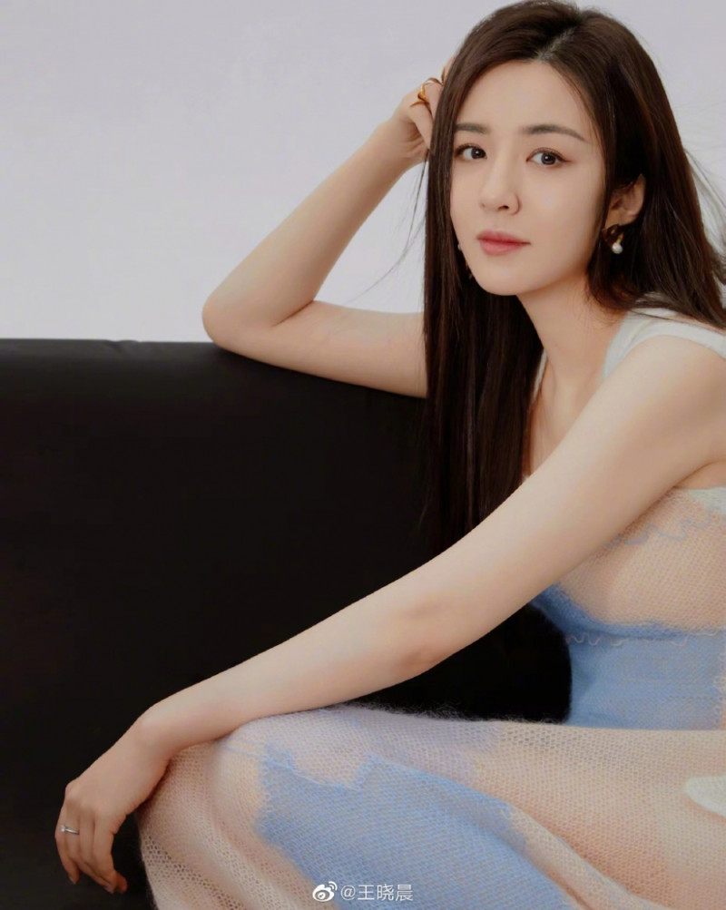 王晓晨新浪娱乐消息,近日,网传王晓晨和胡歌结婚生女,对此,王晓晨在