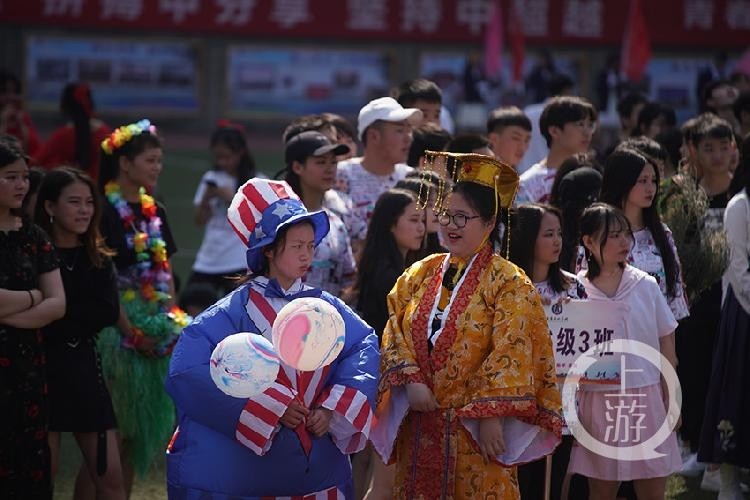 抖音神曲有多火?一场学生运动会给你答案