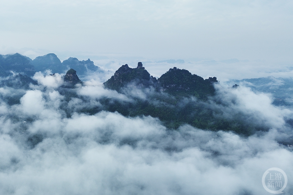 雾锁山头山锁雾图片图片