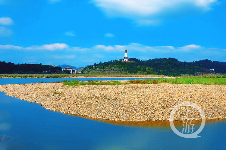 《水天一色黄家坝》 何吉川 摄于铜梁安居古城《水乡安居》 何吉川 摄